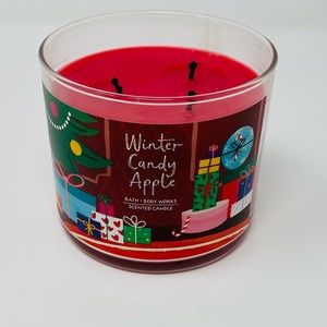 Bath & Body Works Winter Candy Apple 3 Wick Candle 14.5 oz 60 hours burn time